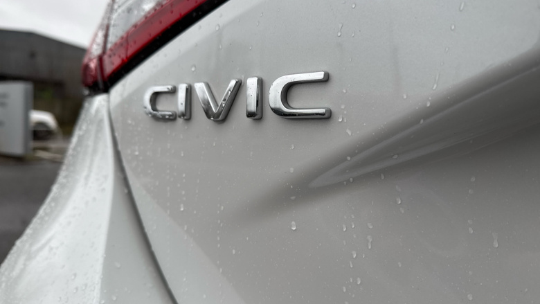 Honda Civic 2.0 eHEV Elegance 5dr CVT Hybrid Hatchback